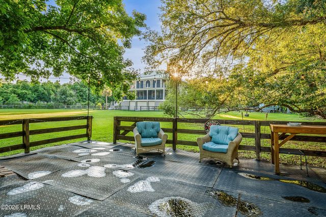 36 Avenue Of Oaks, St. Helena Island, SC 29920