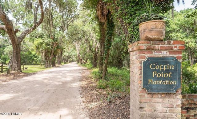36 Avenue Of Oaks, St. Helena Island, SC 29920