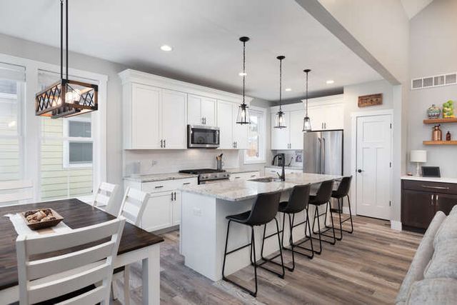 12 Cottage Green, Ottawa, IL 61350