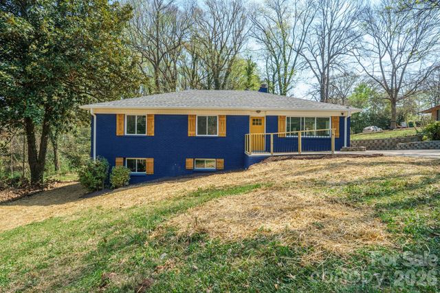 5000 Hoover Drive, Charlotte, NC 28269