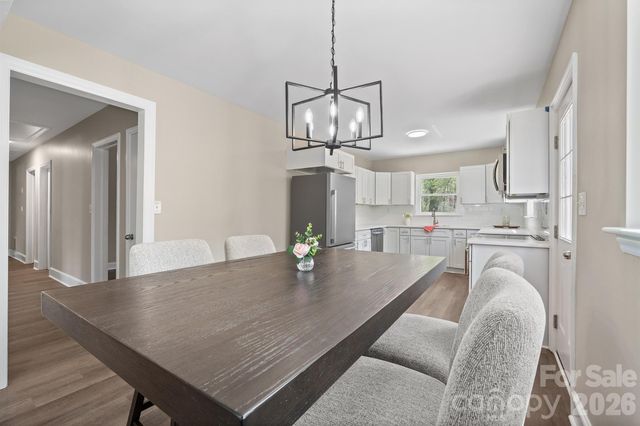 5000 Hoover Drive, Charlotte, NC 28269