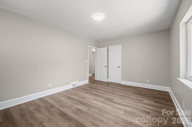 5000 Hoover Drive, Charlotte, NC 28269