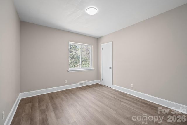 5000 Hoover Drive, Charlotte, NC 28269