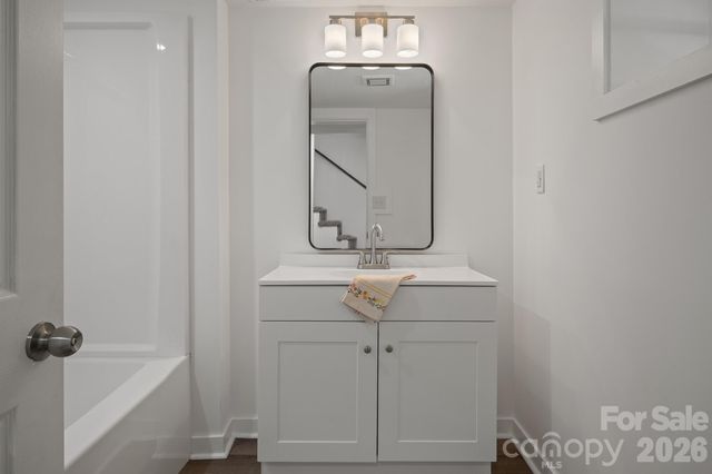 5000 Hoover Drive, Charlotte, NC 28269