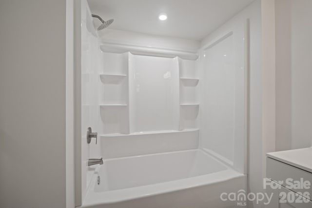 5000 Hoover Drive, Charlotte, NC 28269