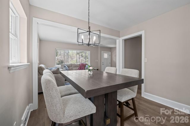 5000 Hoover Drive, Charlotte, NC 28269