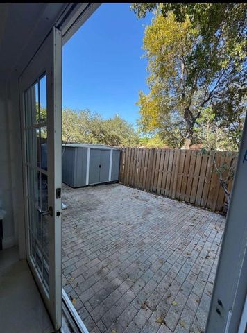 12181 SW 49th Court, Cooper City, FL 33330