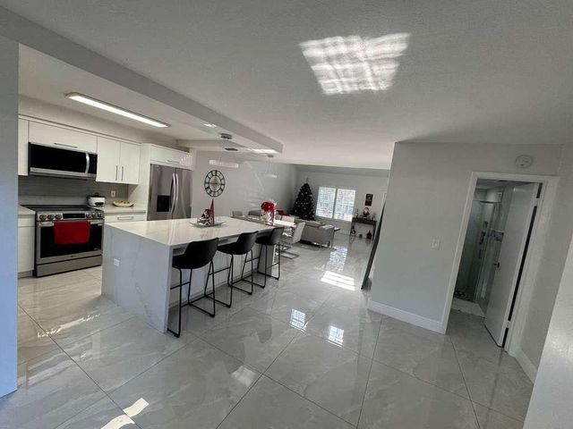 12181 SW 49th Court, Cooper City, FL 33330