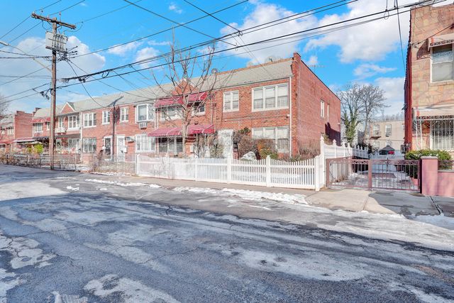 743 WARWICK Street, New York City, NY 11207