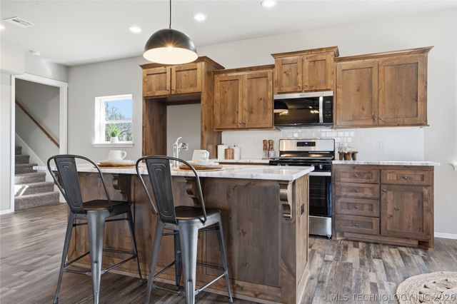 1532 E Grayson Avenue, Sapulpa, OK 74066