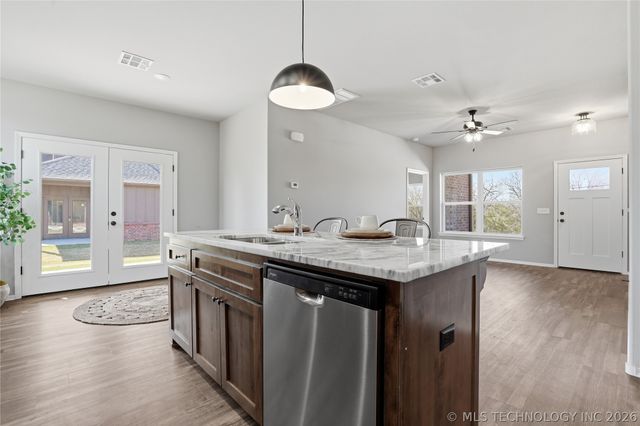 1532 E Grayson Avenue, Sapulpa, OK 74066