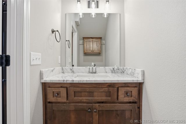 1532 E Grayson Avenue, Sapulpa, OK 74066