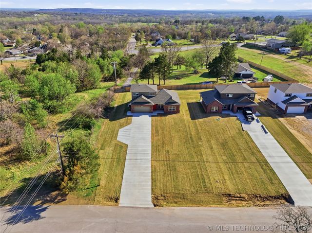 1532 E Grayson Avenue, Sapulpa, OK 74066