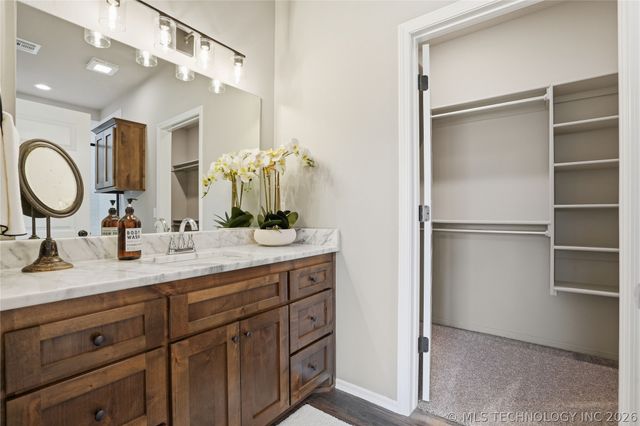 1532 E Grayson Avenue, Sapulpa, OK 74066