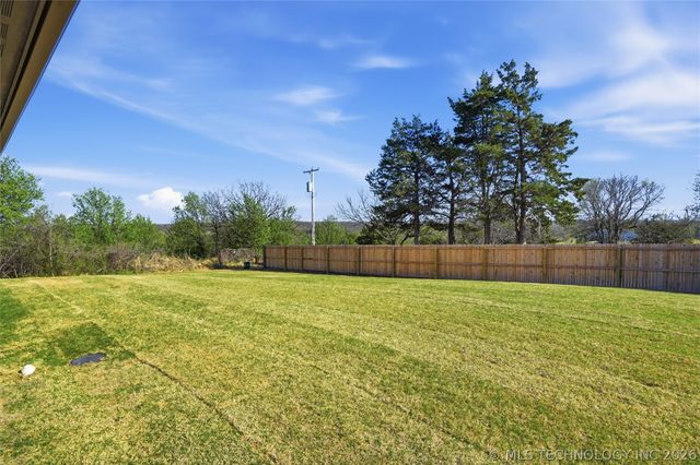 1532 E Grayson Avenue, Sapulpa, OK 74066