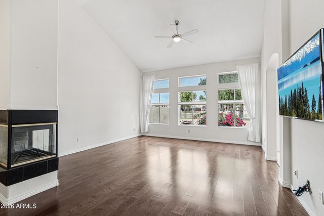 9056 W PORT ROYALE Lane, Peoria, AZ 85381