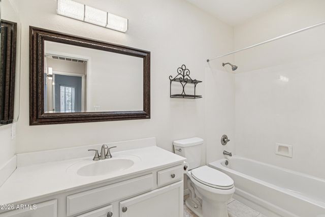 9056 W PORT ROYALE Lane, Peoria, AZ 85381