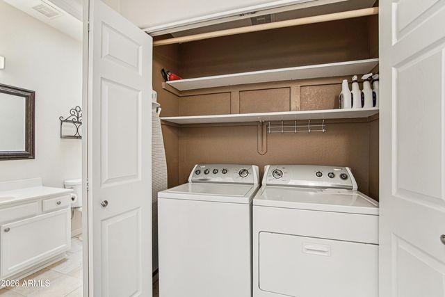 9056 W PORT ROYALE Lane, Peoria, AZ 85381