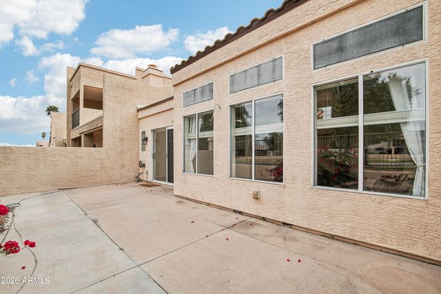 9056 W PORT ROYALE Lane, Peoria, AZ 85381