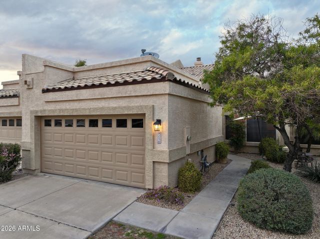 9056 W PORT ROYALE Lane, Peoria, AZ 85381