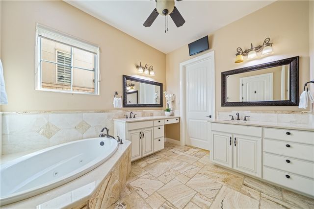 13810 Captains Row, Corpus Christi, TX 78418