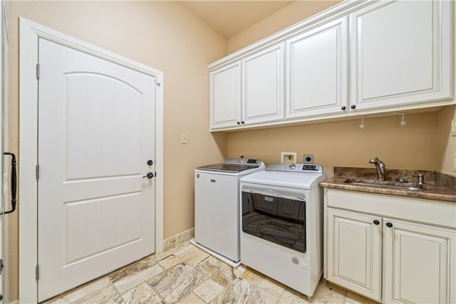 13810 Captains Row, Corpus Christi, TX 78418