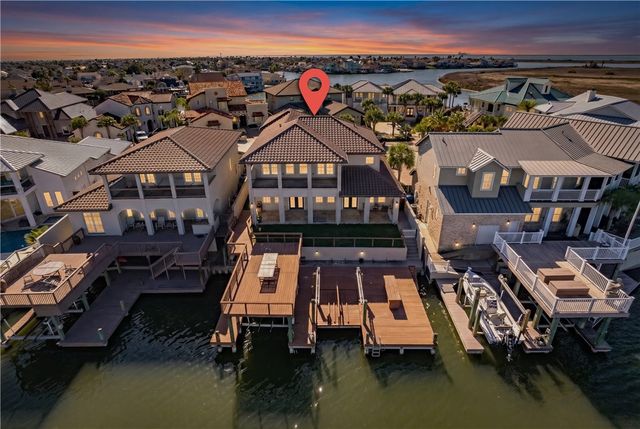 13810 Captains Row, Corpus Christi, TX 78418