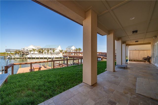 13810 Captains Row, Corpus Christi, TX 78418