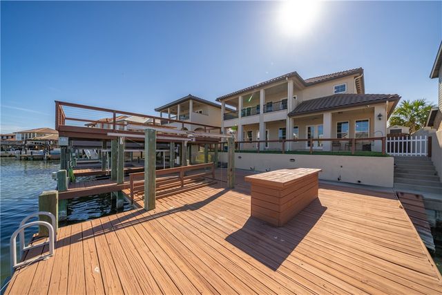 13810 Captains Row, Corpus Christi, TX 78418