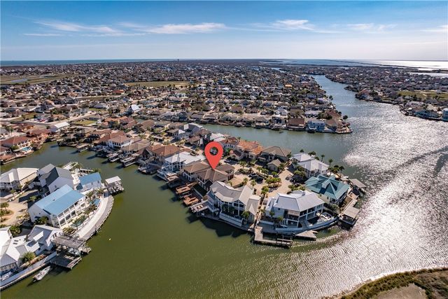 13810 Captains Row, Corpus Christi, TX 78418