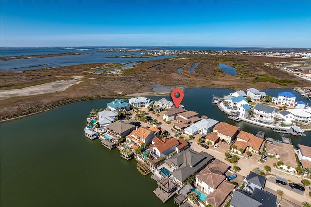 13810 Captains Row, Corpus Christi, TX 78418