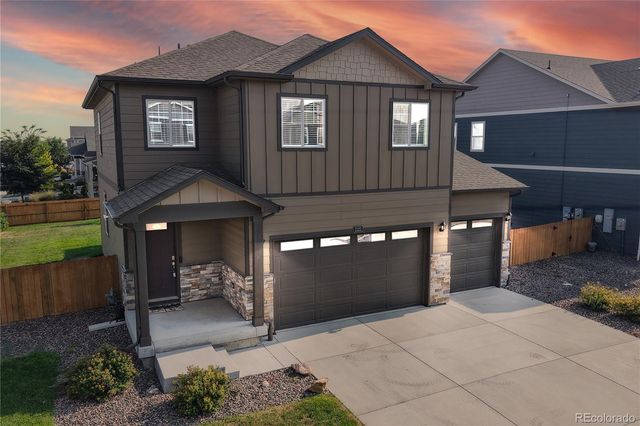 2122 Pineywoods Street, Mead, CO 80542