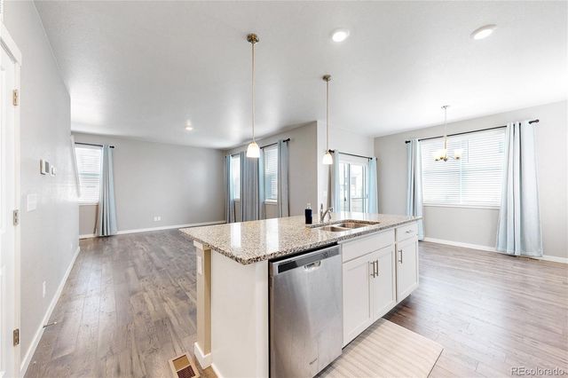 2122 Pineywoods Street, Mead, CO 80542