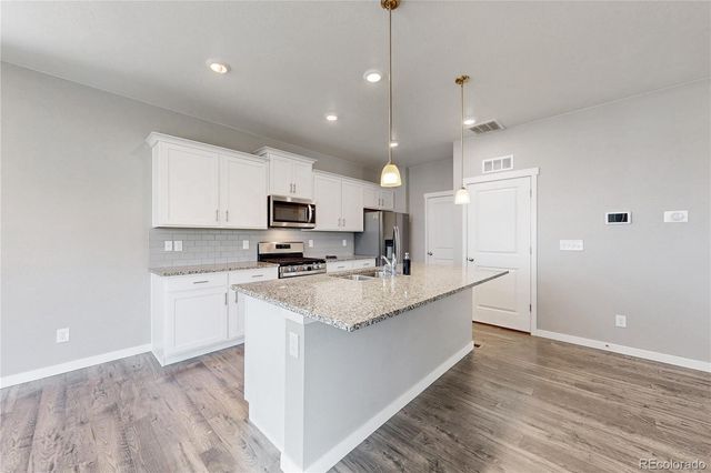 2122 Pineywoods Street, Mead, CO 80542