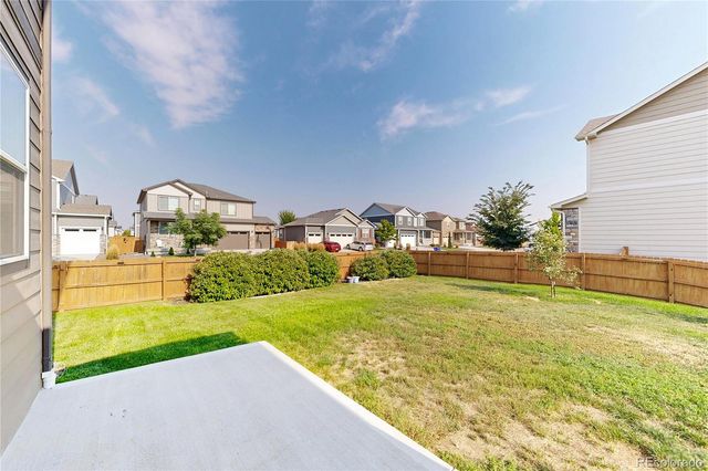 2122 Pineywoods Street, Mead, CO 80542