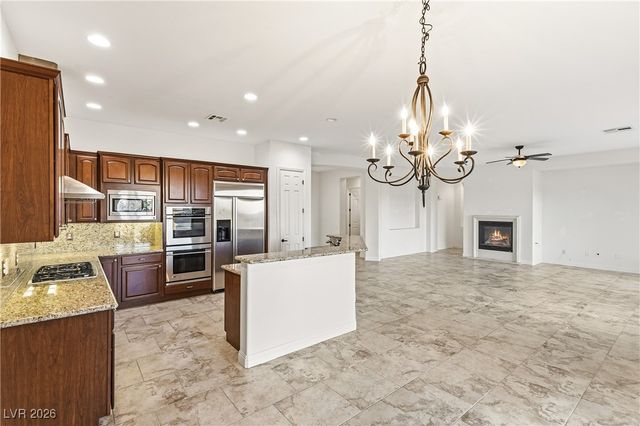 7312 Pinfeather Way, North Las Vegas, NV 89084