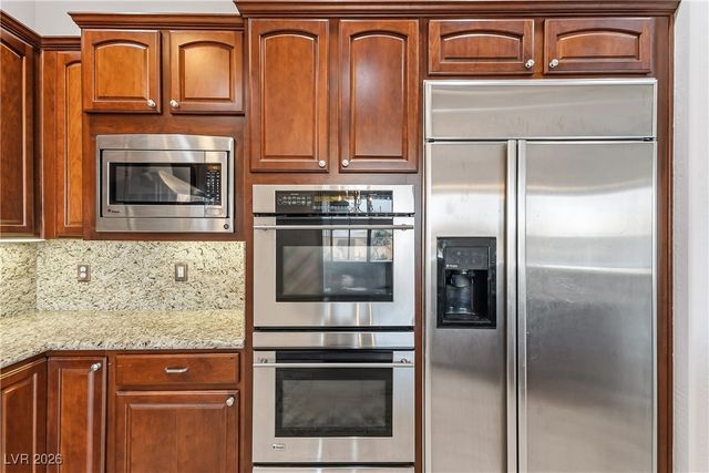 7312 Pinfeather Way, North Las Vegas, NV 89084