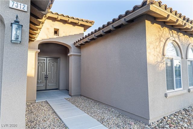 7312 Pinfeather Way, North Las Vegas, NV 89084
