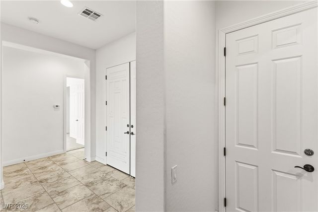 7312 Pinfeather Way, North Las Vegas, NV 89084