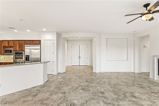 7312 Pinfeather Way, North Las Vegas, NV 89084