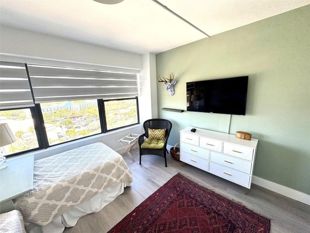 3800 GALT OCEAN Drive 1011, Fort Lauderdale, FL 33308