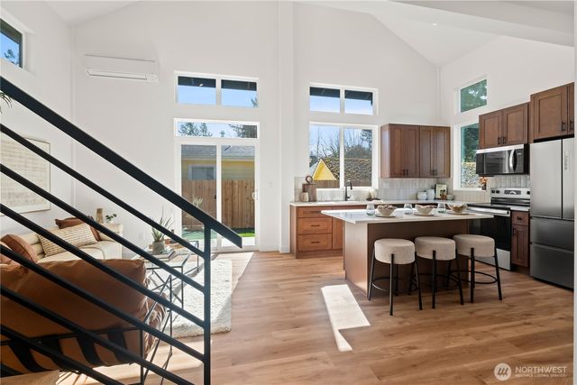 2905 Cedarwood Avenue, Bellingham, WA 98225