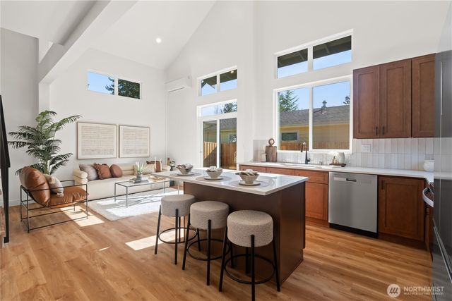 2905 Cedarwood Avenue, Bellingham, WA 98225