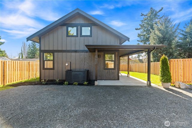 2905 Cedarwood Avenue, Bellingham, WA 98225
