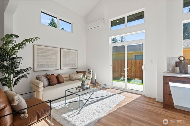 2905 Cedarwood Avenue, Bellingham, WA 98225