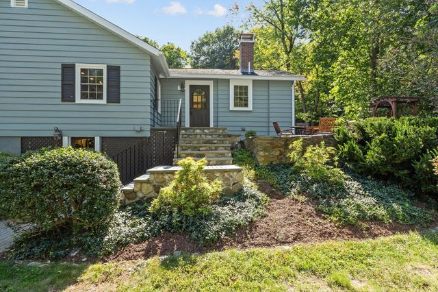 6 Nourse Road, Bolton, MA 01740