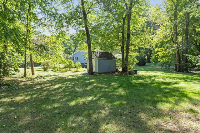6 Nourse Road, Bolton, MA 01740