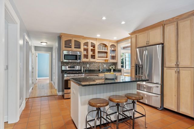 6 Nourse Road, Bolton, MA 01740