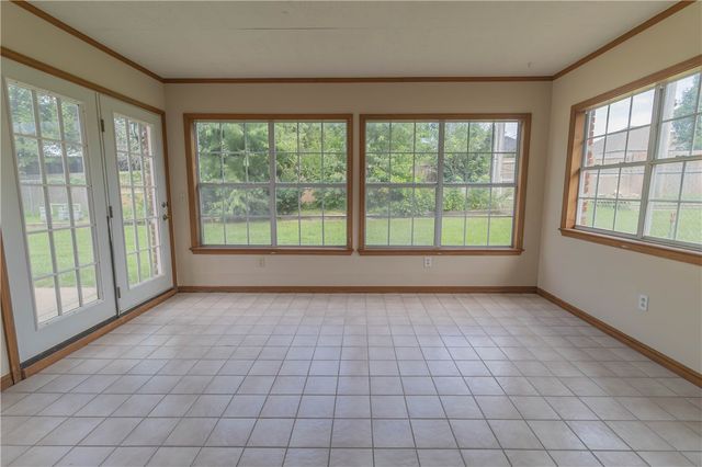 1803 S 21st Street, Rogers, AR 72758