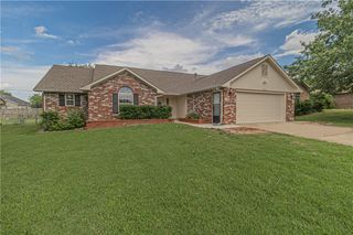 1803 S 21st Street, Rogers, AR 72758